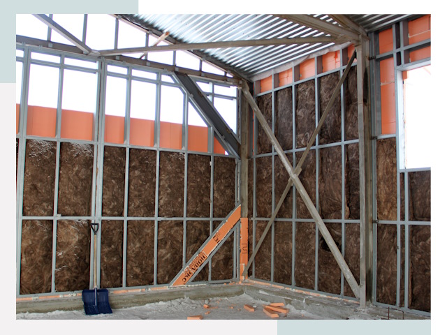 Утепленные ангары в Светлограде