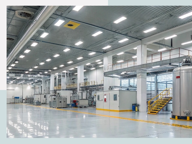 Освещение ангаров в Светлограде от 609 руб. - Эффективные решения